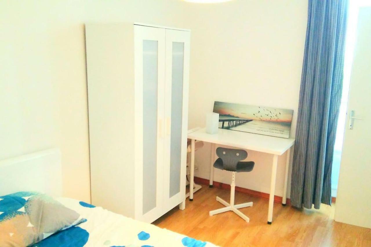 Appart Calme & Moderne Au Coeur De La Ville + Wifi La Rochelle  Kültér fotó
