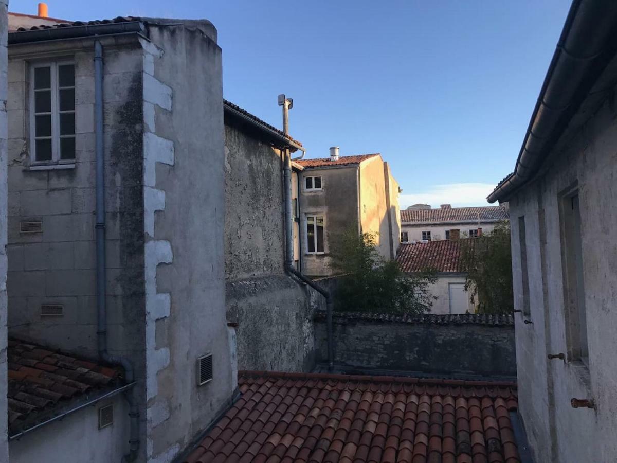 Appart Calme & Moderne Au Coeur De La Ville + Wifi La Rochelle  Kültér fotó