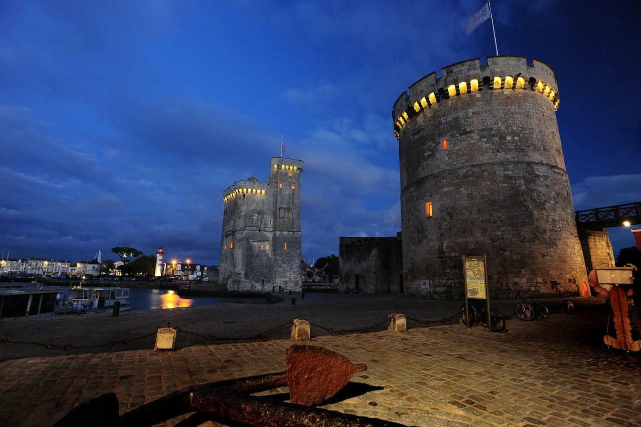 Appart Calme & Moderne Au Coeur De La Ville + Wifi La Rochelle  Kültér fotó