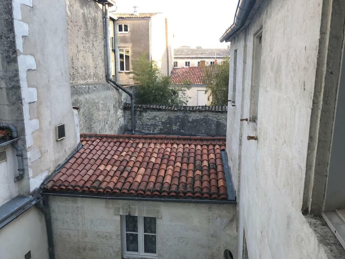 Appart Calme & Moderne Au Coeur De La Ville + Wifi La Rochelle  Kültér fotó